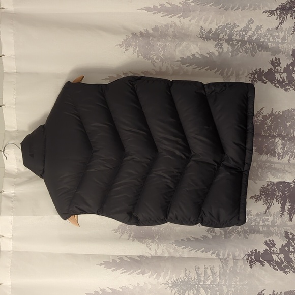MEC Packable Down Puffer Vest Small Nylon Black Zip Up Jacket Quilted V - Picture 4 of 7